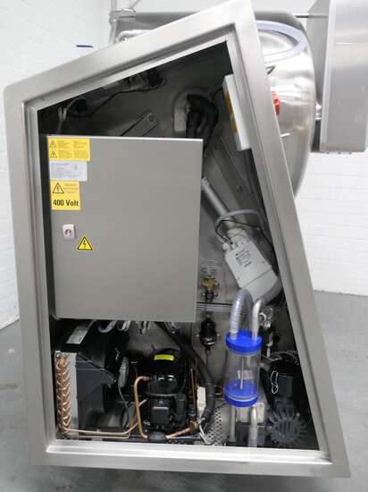 Henneken cooled vacuumtumbler